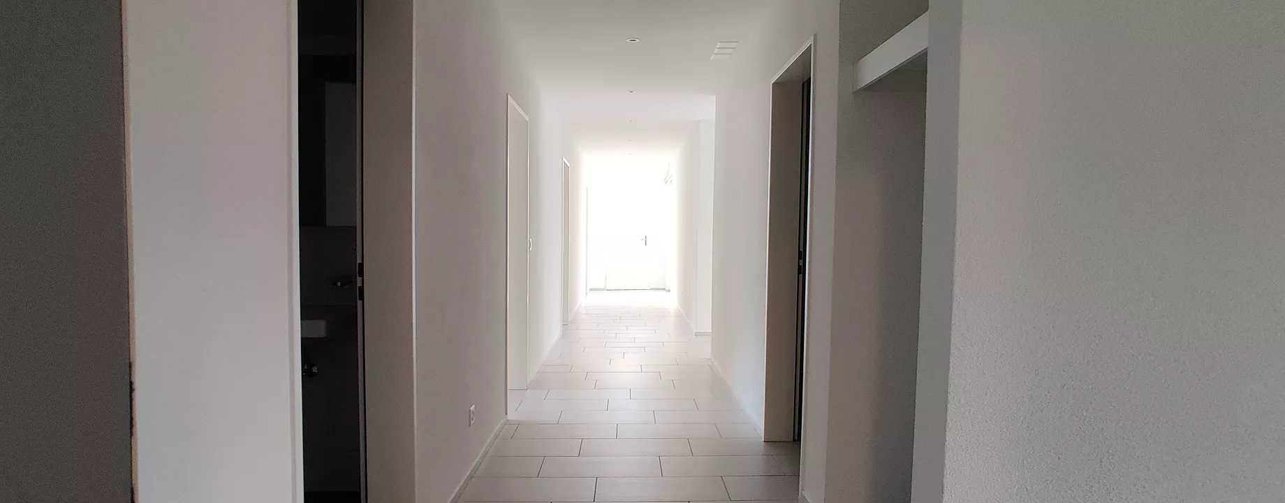 Korridor aus Sicht Eingang